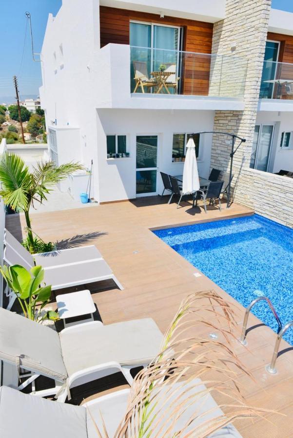 Melanos Residence 2 Bdrm Townhouse With Private Pool Klorakas Bagian luar foto