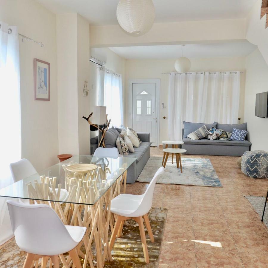 Melanos Residence 2 Bdrm Townhouse With Private Pool Klorakas Bagian luar foto
