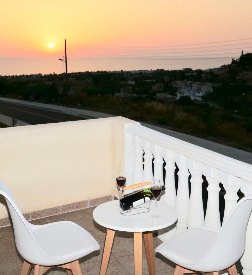 Melanos Residence 2 Bdrm Townhouse With Private Pool Klorakas Bagian luar foto